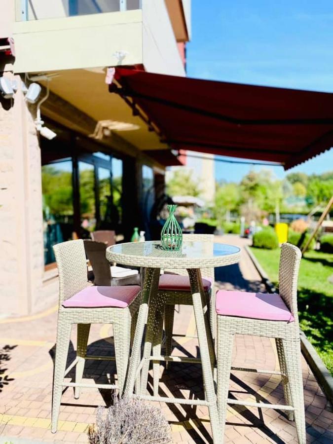 ホテル Victoriya'S House ヒサリャ エクステリア 写真